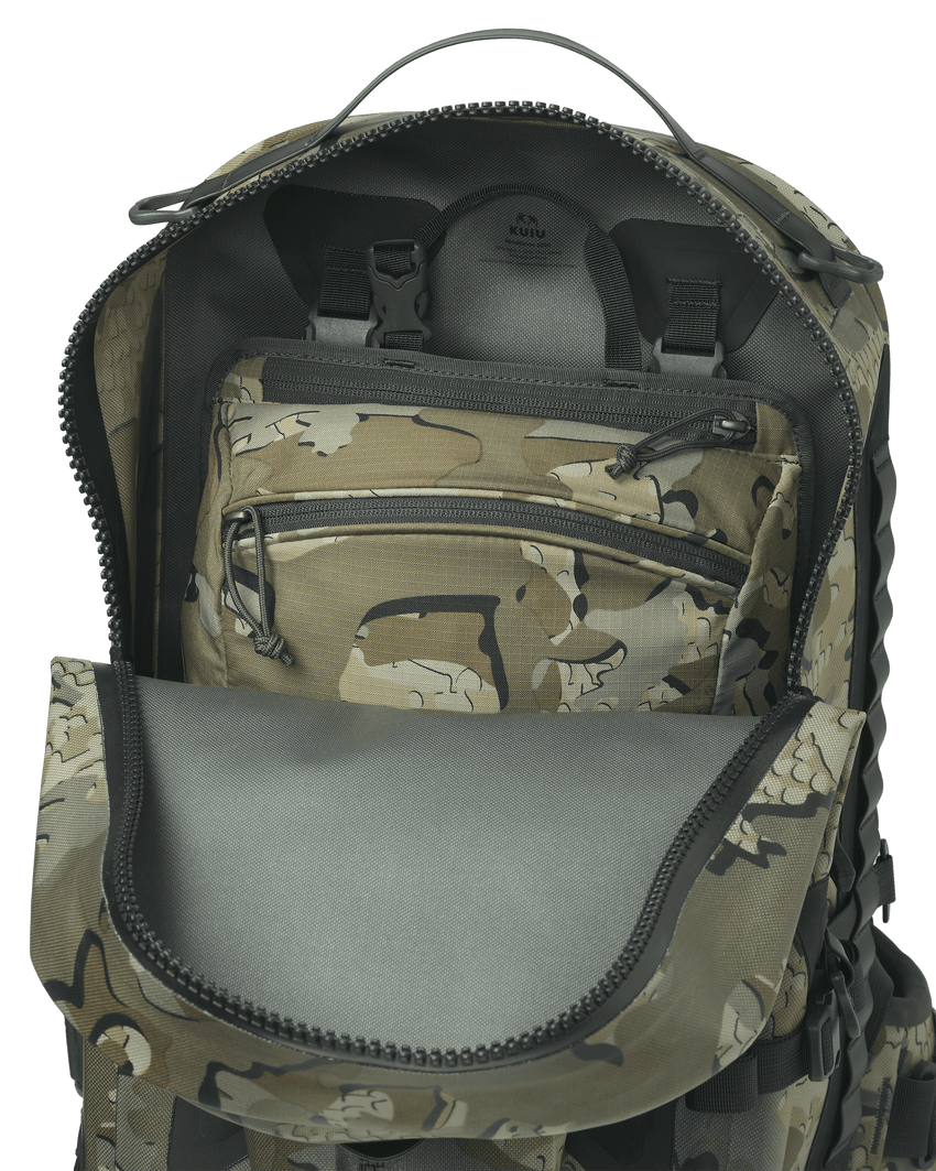 DeltaStorm 2200 Submersible Backpack | Stone
